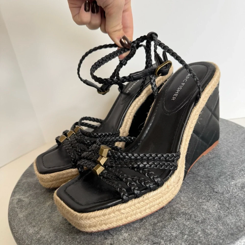 Marc Fisher Black Tan Hayla Wedge Heels Sandals 8 Leather